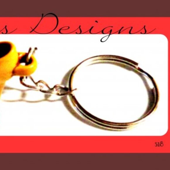 Handmade Wood Keychain High Heel Design - Picture 2 of 2